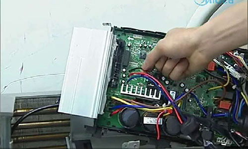 江陵美的空调电话是多少